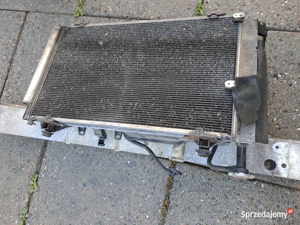 Toyota Prius II maska błotniki drzwi zderzaki Jastrzębie-Zdrój