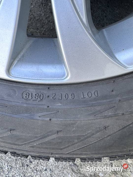 Kola Subaru Forester 2018 22560 R17 Nokian Jastrowie