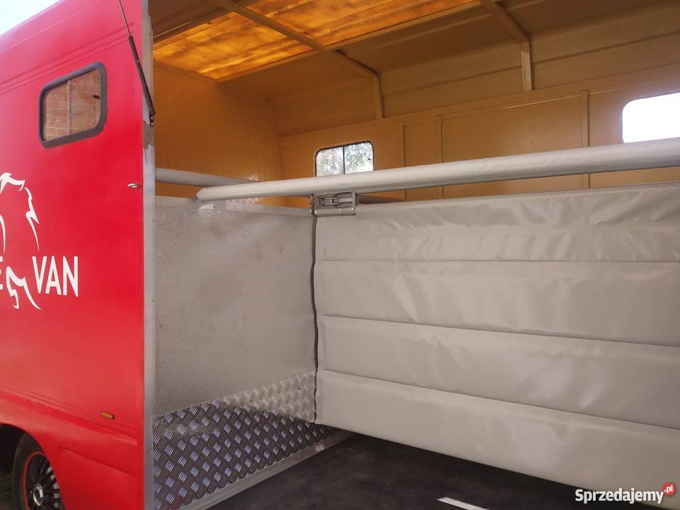 Koniowóz Renault Renault Słupca