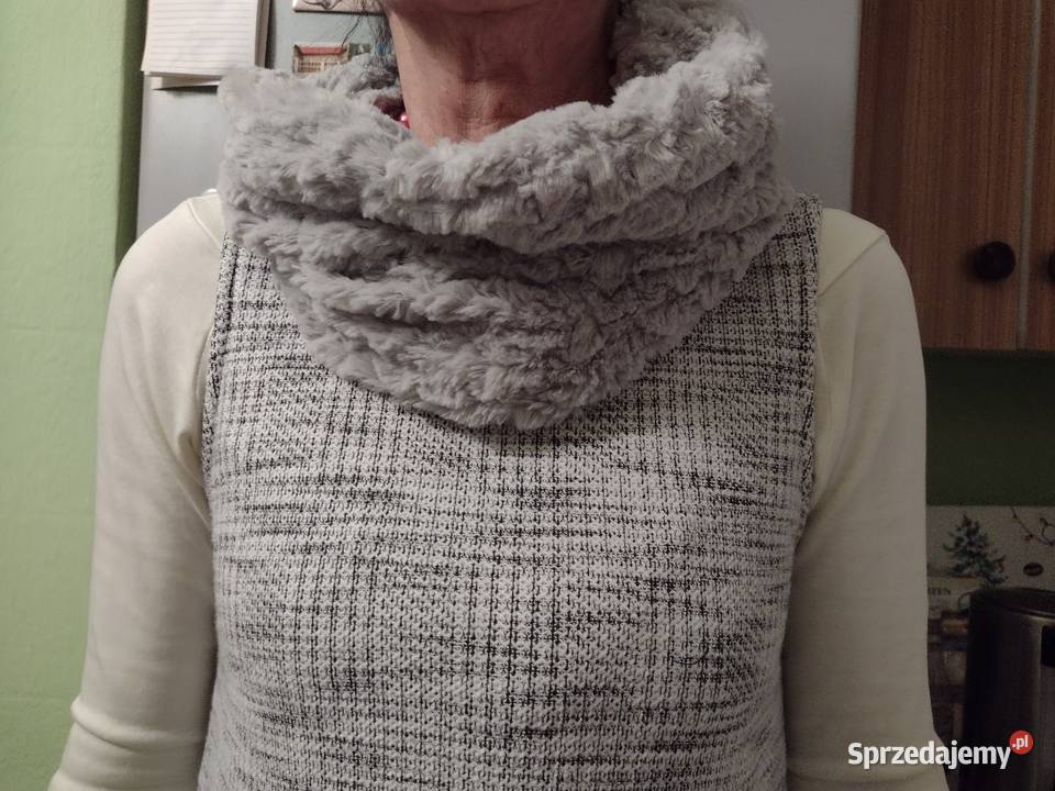 ASOS Szary futrzany komin szalszalik futerkoNOWY małopolskie Kraków sprzedam