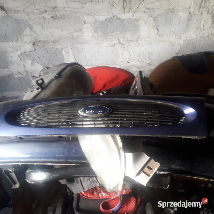 Ford Fiesta Mk4 Zderzak przedni granatowy Zderzaki małopolskie