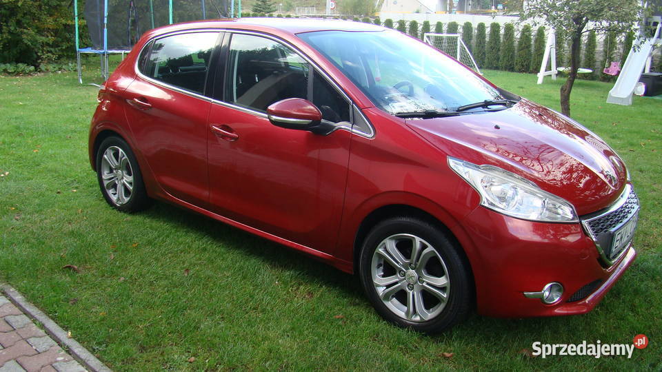 Peugeot 208 12b tablet climatronic 2 kpl kół Rok produkcji 2012 Częstochowa