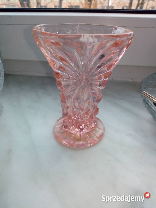 Wazonik Ząbkowice różowy sprzedam