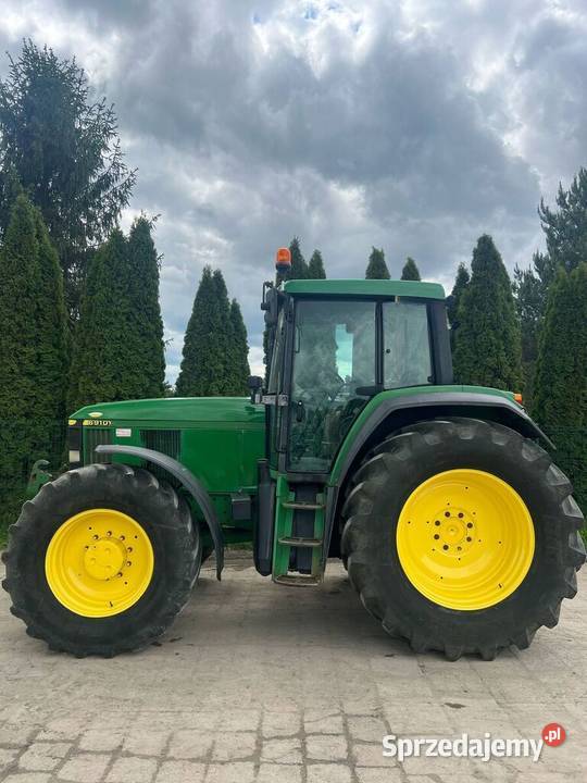 Ciągnik kołowy John Deere 6910 John Deere Łomazy