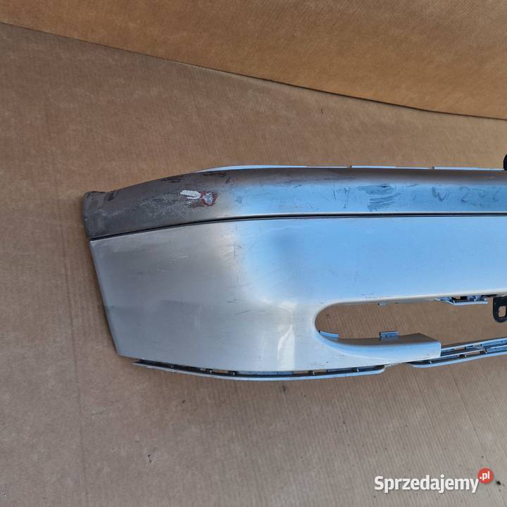 MERCEDES CKLASA W202 ZDERZAK WZMOCNIENIE osobowe Zderzaki Bieleń