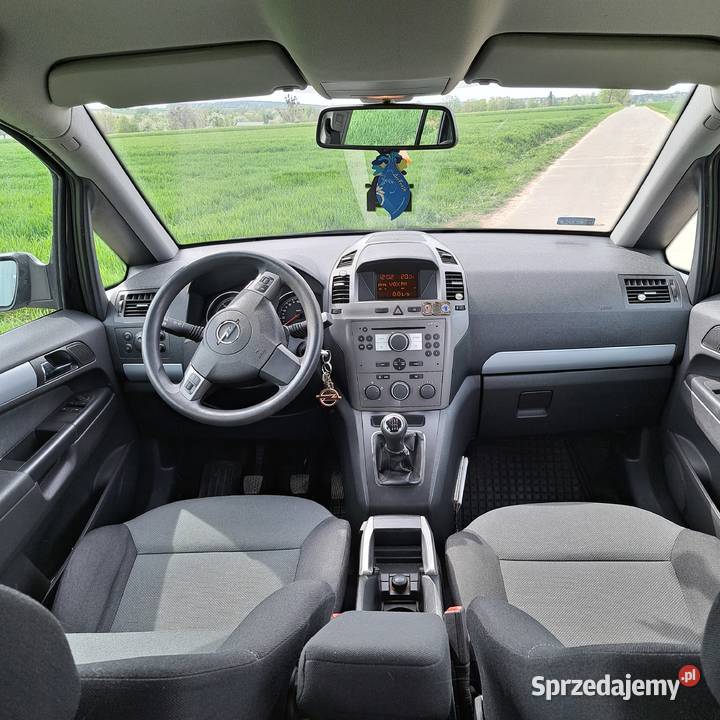 Opel Zafira B Zarejestrowany w Polsce Żuków Pierwszy