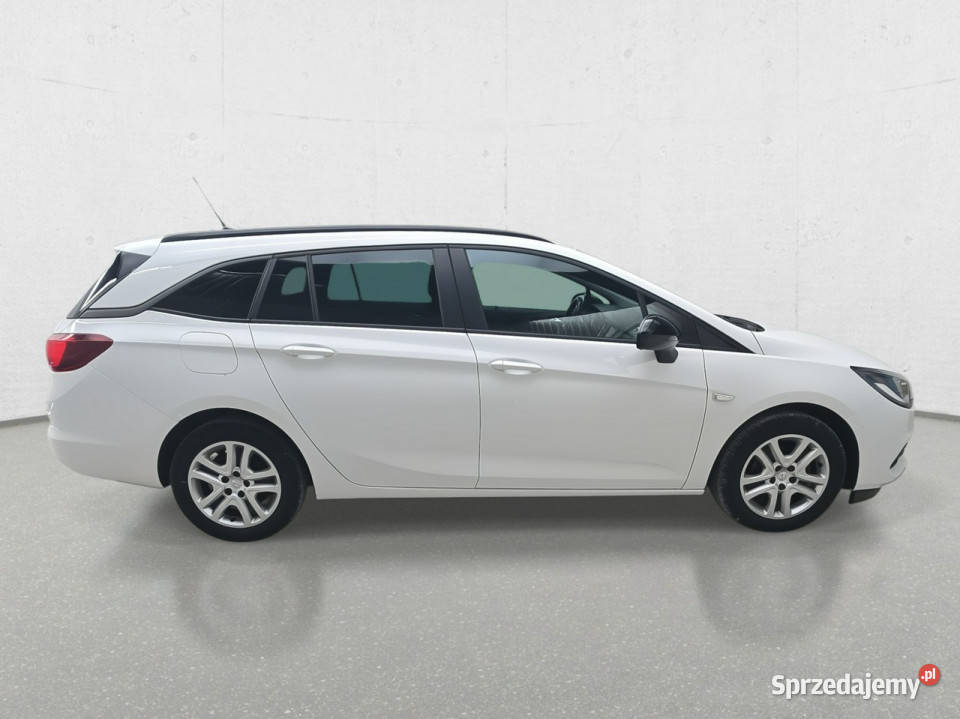 Opel Astra L 2021 Rok produkcji 2022 Komorniki