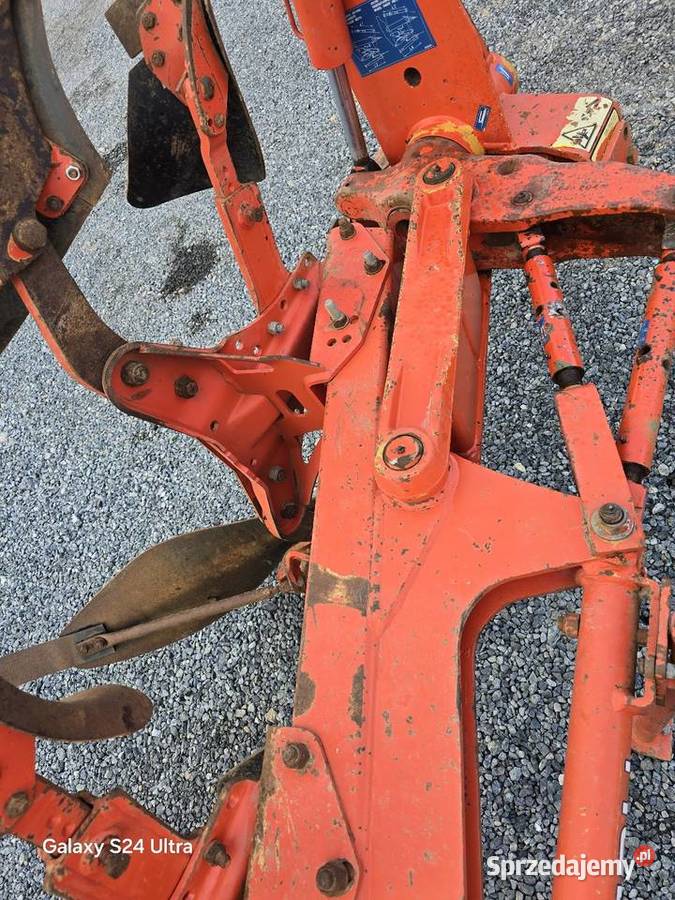 Pług 4 skibowy KUHN MM110 nieuszkodzony Bolesławiec sprzedam
