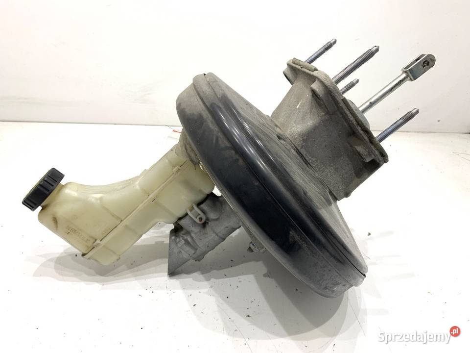 SERWO HAMULCOWE RENAULT MEGANE IV 472104099R