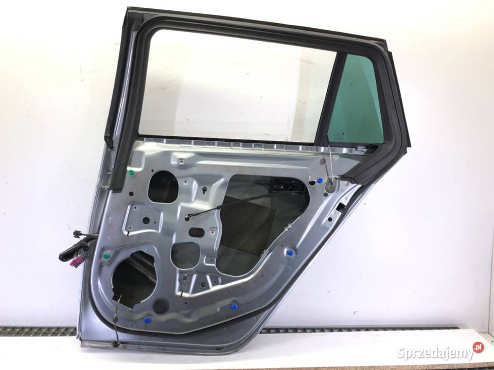 DRZWI PRAWY TYŁ OPEL INSIGNIA A Kombi 0817 podkarpackie