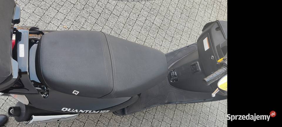 Skuter quantium 125 Sierakowice