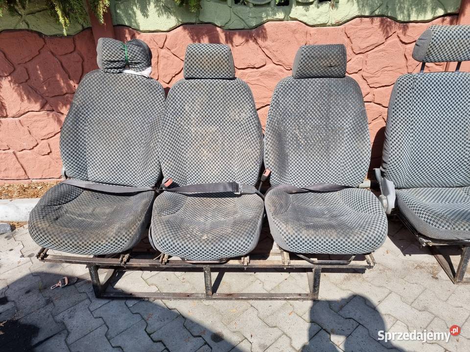 Siedzenia do Busa Kanapa Zagłówki Oparcie Scudo Rok produkcji 2005 małopolskie Skawina