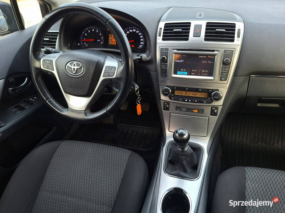 Toyota Avensis 18VVTi benzyna Kamera cofania Avensis Olsztyn