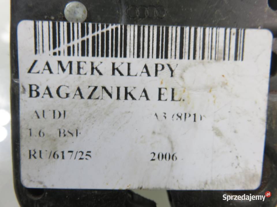 ZAMEK KLAPY AUDI A3 8P1