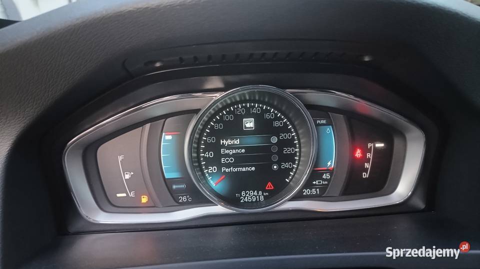 Volvo V60 plugin skórzana tapicerka Kościelec
