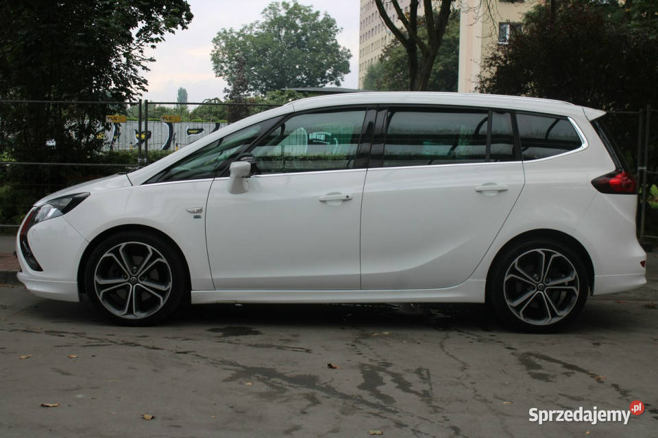 Opel Zafira OPC LINE bogate wyposaznieSuper czujnik zmierzchu