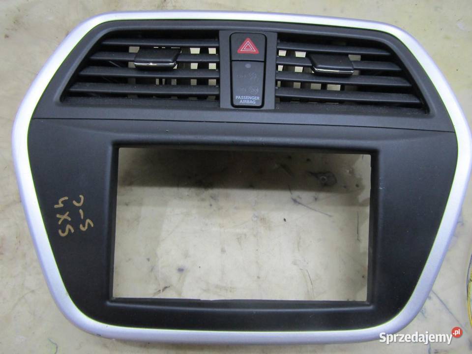 RAMKA RADIA NAWIGACJI PANEL NAWIEWU SUZUKI SX4