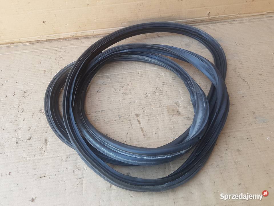 Suzuki Ignis FH 0003 Uszczelka wnęki klapy elementy wygłuszające Legnica