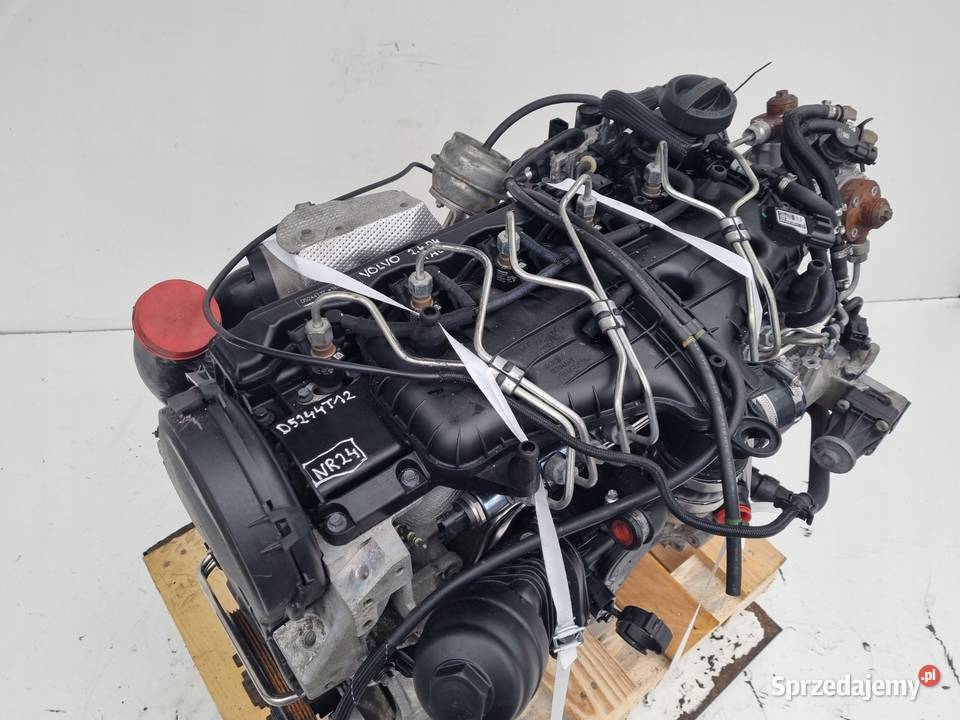 SILNIK KOMPLET Volvo V70 III 24 D4 181 BI TURBO osobowe Janów
