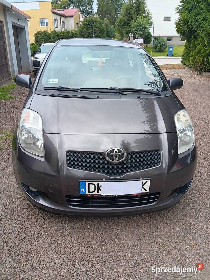 Toyota Yaris II super utrzymana i zadbana Yaris Chełmsko Śląskie