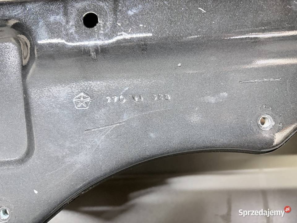 Drzwi prawy przód jeep cherokee kl