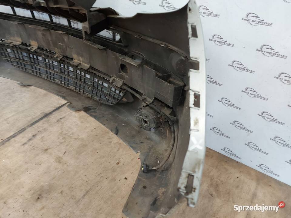 RENAULT KANGOO II 10r Zderzak przód przedni świętokrzyskie