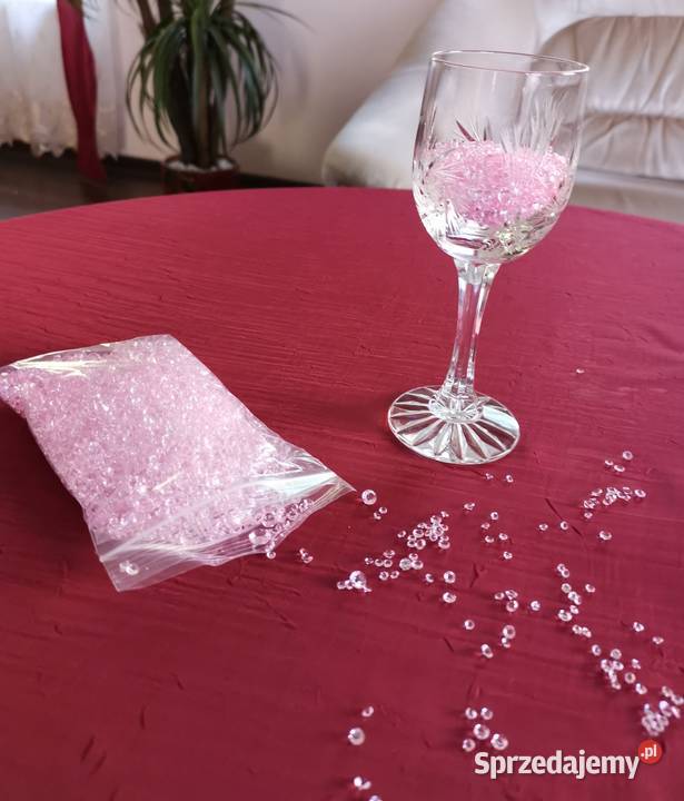 Błyszczące sztuczne diamenty do dekoracji wnętrz Lędziny