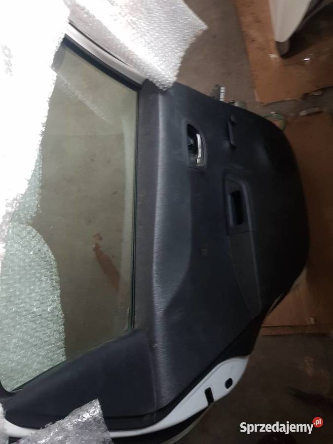 drzwi tylne lewe Toyota yaris III Świerklany