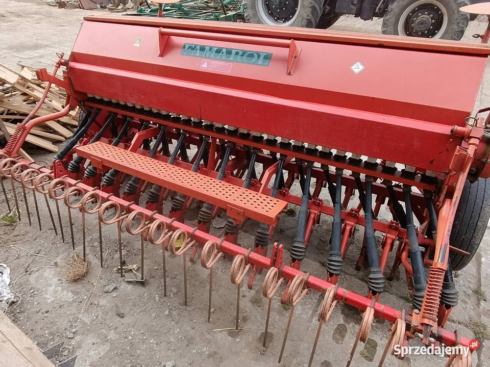 Siewnik famarol nieuszkodzony Nowy Staw sprzedam