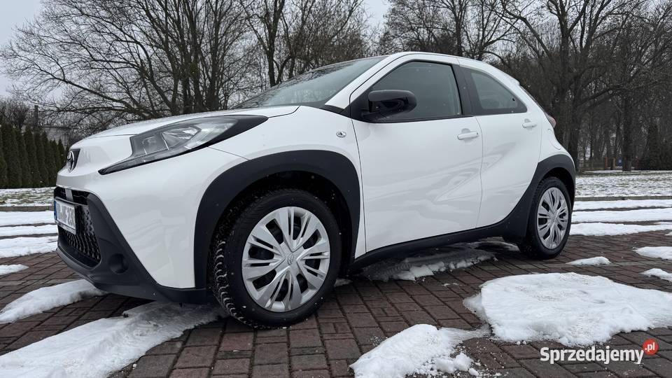 Toyota AYGO X 2023r 10 72 LED Navi Asystent komputer pokładowy Motoryzacja śląskie Tarnowskie Góry