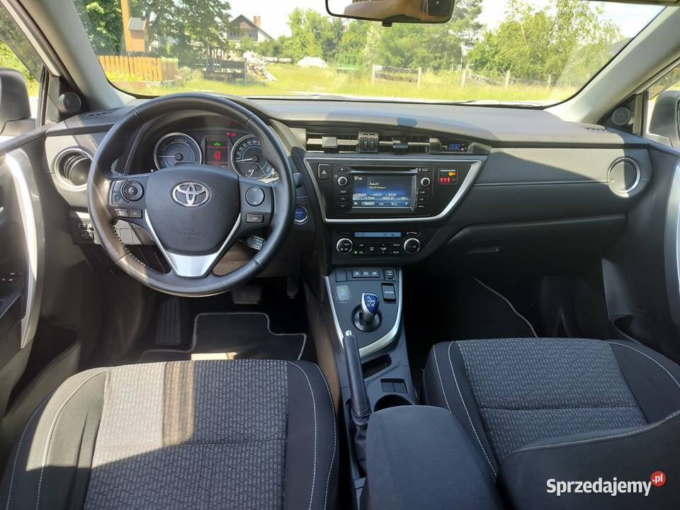 Toyota Auris Hybrid 2015 Auris