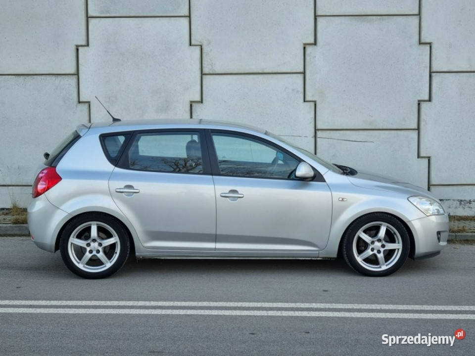 Kia Ceed 20 Ben140NawiPodgrzfoteleSkórzana serwisowany w ASO Lublin sprzedam