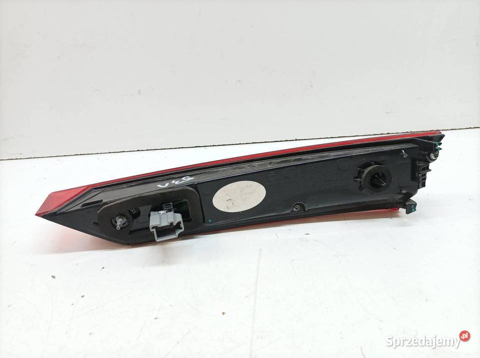 LAMPA TYŁ W KLAPĘ LEWA EU SEDAN Volvo S60 III osobowe