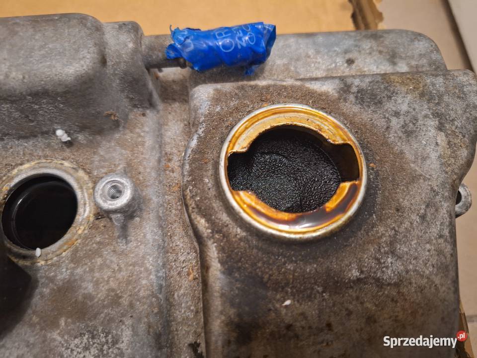 Lexus RX 400h pokrywa zaworów głowicy korek lewa Toruń sprzedam
