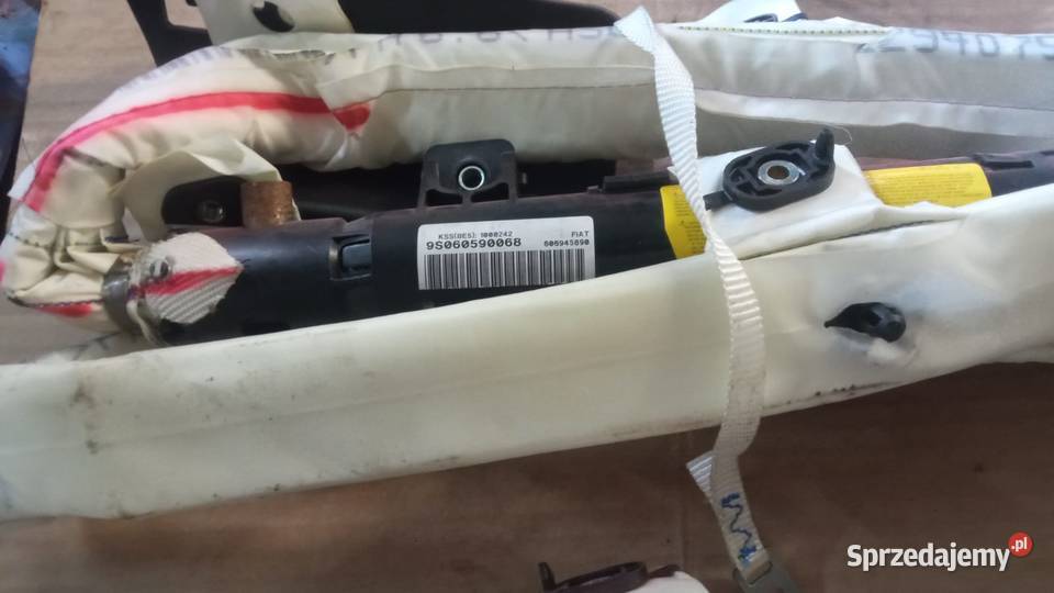 Kurtyna prawa Alfa Romeo 159 osobowe Chocznia sprzedam