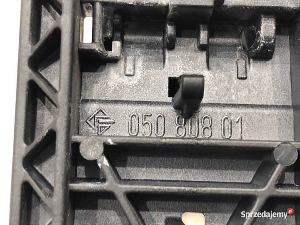 KLAMKA ZEWNĘTRZNA PRAWY PRZÓD MERCEDES W176