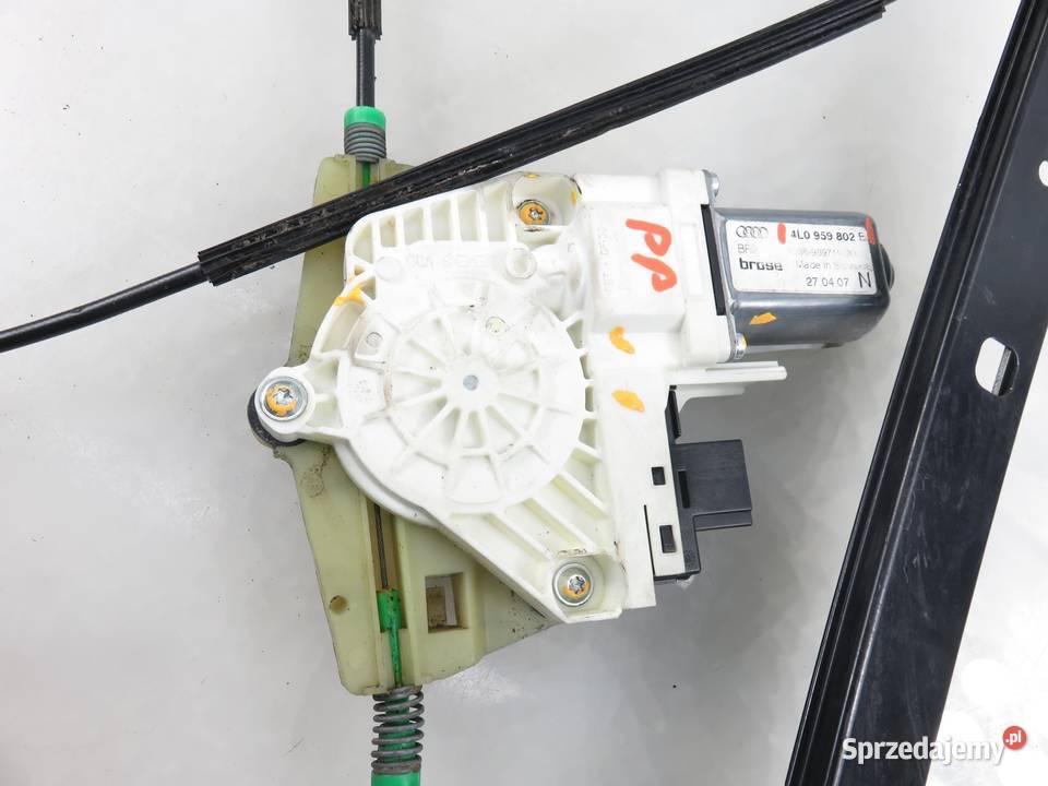 PODNOŚNIK SZYBY PRAWY PRZEDNI AUDI Q7 4L małopolskie