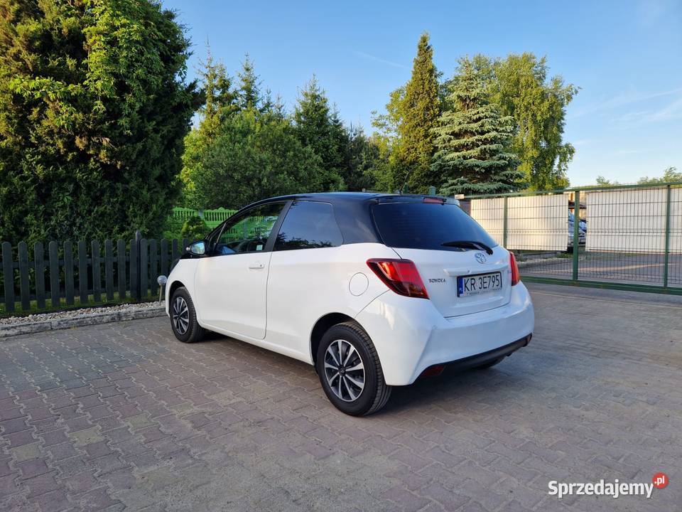 TOYOTA YARIS LIFT 10 Benzyna Oryginalny Lakier Olkusz