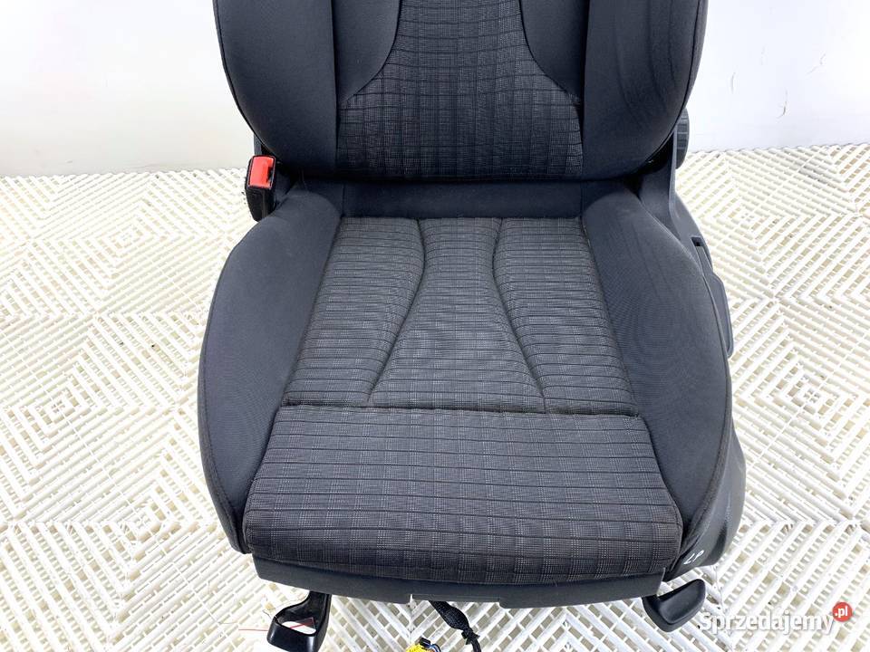 FOTEL LEWY PRZÓD AUDI A3 8V SedanLimuzyna