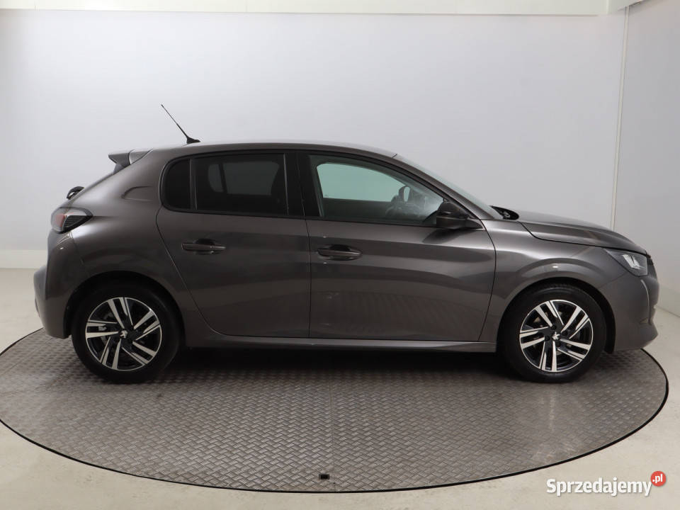 Peugeot 208 12 PureTech Bielany Wrocławskie