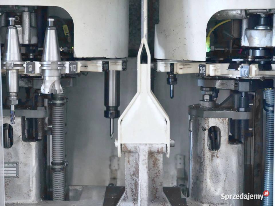 Frezarka CNC DECKEL MAHO DMU 100T 4 osie FILM z lubuskie Zabór