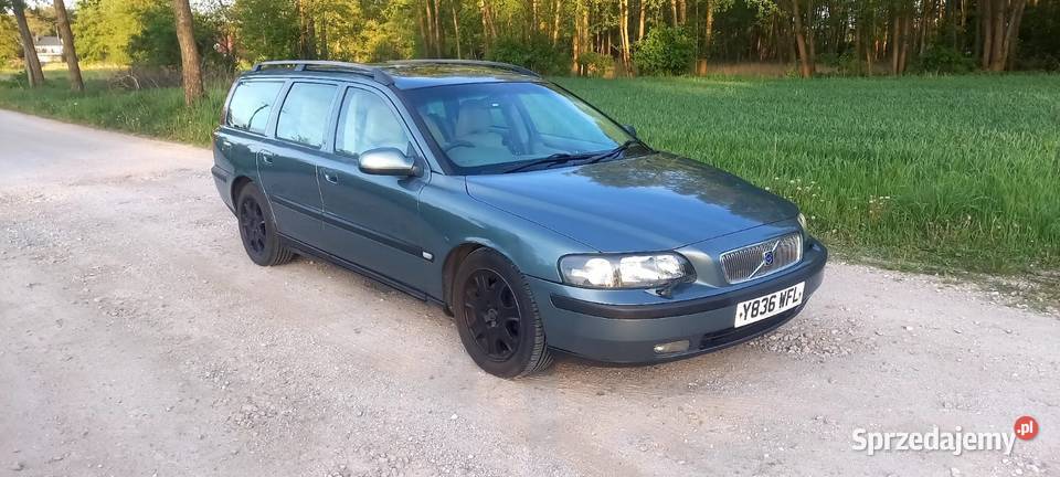 Volvo V70 24 r5 170 automat anglik Łowicz