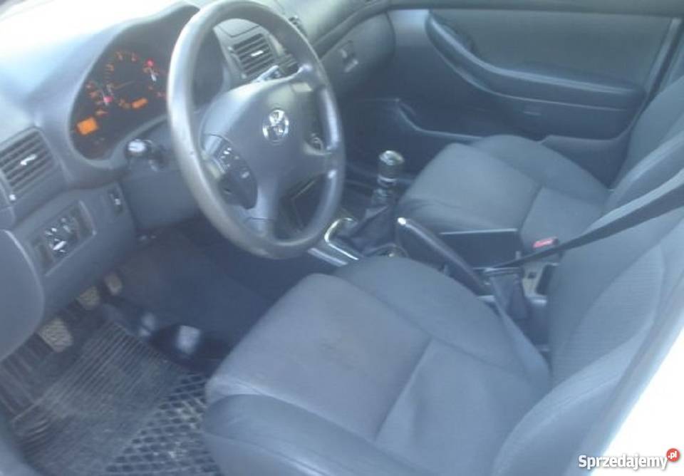 Toyota Avensis II 2000cm3 Strzelno