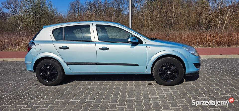 Opel Astra OPEL ASTRA H 14 90 66KW Błękitna CD Zielonki-Parcela