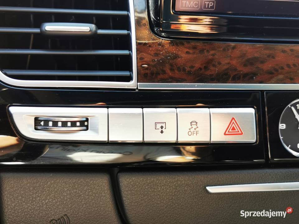 Audi A8 L Quattro 2012 Black 42L V8Dokumentacja