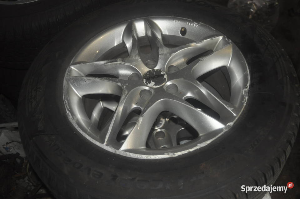 AUDI Q5 KOŁA Z OPONAMI ZIMOWYMI Sierakowice