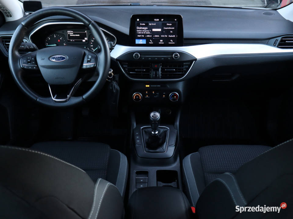 Ford Focus 15 TDCi srebrny