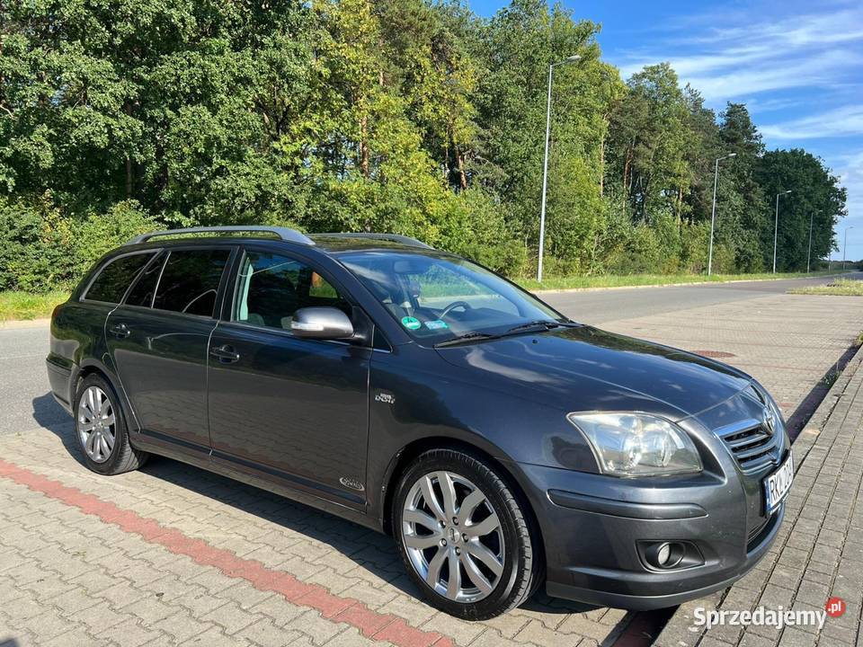 Toyota Avensis 22 D4D Dcat Samochody osobowe Kolbuszowa