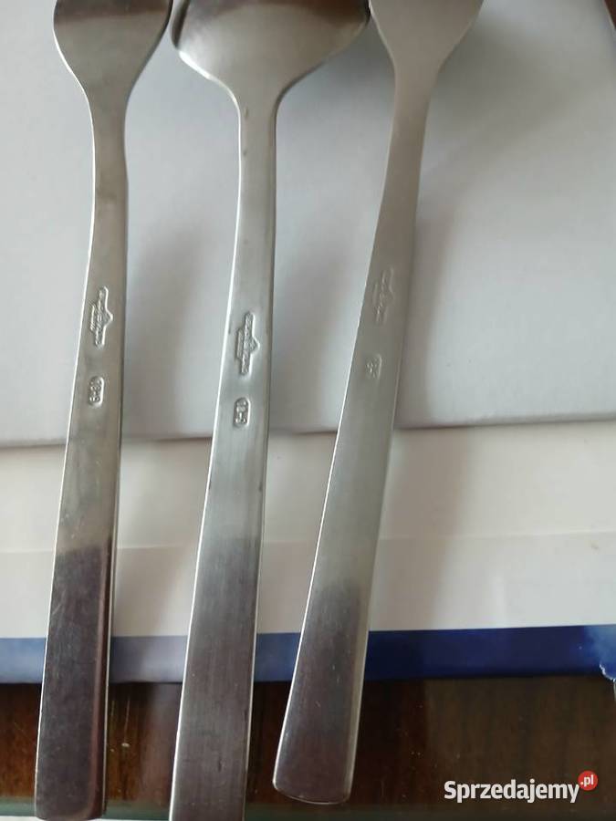 Sztućce różne do skompletowania sygnowane Warszawa