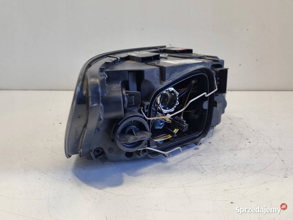 LAMPA LEWA Volvo S40 II V50 LIFT XENON PRZEDNIA Rudka